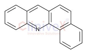 Alumina powder with small specific surface area